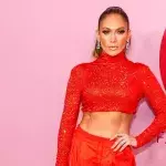 So sexy feiert Jennifer Lopez ihren 54. Geburtstag
