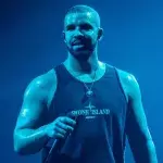 Wurfgeschoss-Attacke bei Konzert: Rapper Drake mit Handy beworfen
