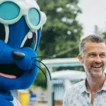 Wayne Carpendale: Sohn Mads ist schon eine richtige Wasserratte