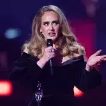 Sängerin Adele: "Hört auf, Sachen auf Künstler zu werfen"