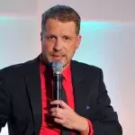 Oliver Pocher ist auf dem "verrücktesten Trip aller Zeiten"