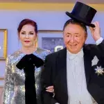 Priscilla Presley glitzert: Star-Auflauf beim Wiener Opernball