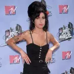 Online-Auktion: Private Bücher von Amy Winehouse werden versteigert