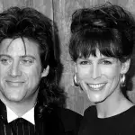 Stars wie Jamie Lee Curtis und Mark Hamill trauern um Richard Lewis