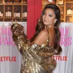 Nach septischem Schock: "Emily in Paris"-Star Ashley Park kehrt zurück