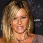 "Baywatch"-Star Nicole Eggert bereut ihre Brustimplantate