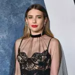 Zum 3. Geburtstag: Emma Roberts postet seltenes Foto mit Sohn Rhodes