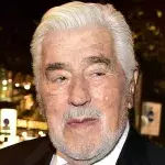 Keine Geschenke! So feiert Mario Adorf Weihnachten