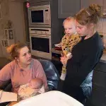 Die Wollnys, Sarafina, Babysitten