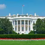 Das Weiße Haus erblüht nach dem Auszug der Trumps zu neuem Leben