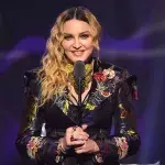 Madonna: Aus diesem Grund trägt sie jetzt einen Gesichtsschleier