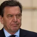 Altkanzler Schröder in Krisensituation: Deshalb hat er jetzt mit dem Gericht zu tun