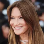 "Ruhe in Frieden": Carla Bruni nimmt Abschied von Frankreichs Ex-First-Lady