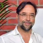 Jan Josef Liefers älteste Tochter Paulina ist ihrem Vater wie aus dem Gesicht geschnitten