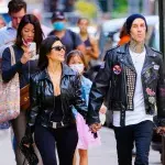 Kourtney Kardashian: Wer ist ihr Verlobter Travis Barker?