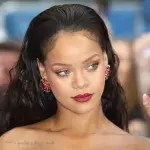 Rihanna: Popo-Blitzer im Pyjama-Look