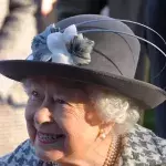 The Crown: Wer schlüpft in der letzten Staffel in die Rolle von Queen Elizabeth II?