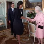 Michelle Obama: Das Geheimnis hinter dem Umarmungs-Fauxpas mit der Queen
