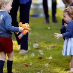Royals: 15 unbekannte Regeln, die die Kinder befolgen müssen