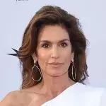 "Erinnere mich noch lebhaft": Cindy Crawford über Treffen mit Diana