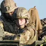Prinz William in militärischer Kampfmontur: Antrittsbesuch beim Mercian Regiment