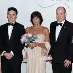 Die Fürstin fehlt: Mit wem Fürst Albert II. beim großem Ball stattdessen tanzte