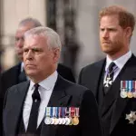 König Charles III.: Familienfoto mit William und Kate aber ohne Harry