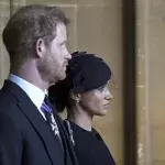 Harry und Meghan sind wütend, weil ihren Kindern ein Titel verwehrt wird