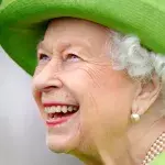 Kurz nach Prinz Philips Tod zeigt sich die Queen wieder gut gelaunt