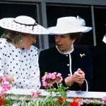Lady Diana lag mit ihrem Geschenk an Prinzessin Anne daneben
