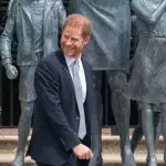 Niemand wusste vom Buch: Werden Harry und Meghan von der Queen ausgeladen?