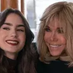 Brigitte Macron und Lily Collins, Emily in Paris