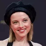 Deutscher Fernsehpreis: Jella Haase räumt für Netflix-Serie "Kleo" ab