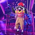 Dieser Star war der Waschbär bei "The Masked Singer"