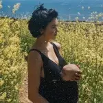 Bachelor-Kandidatin postet Babyfoto mit schrecklichem Detail und macht ihre Fans sehr wütend