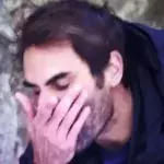 Zuschauer trauen ihren Augen nicht, als Roger Federer es einfach in den Mund steckt