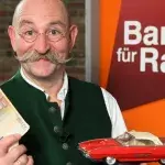 RTL-II-Moderator attackiert Kult-Show „Bares für Rares“. Die Fans sind empört