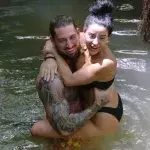 Dschungelcamp: Leyla und Mike kuscheln im Weiher - und Kim flippt aus