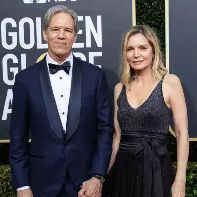Vom Blind Date zum Eheglück: Diesen besonderen Meilenstein feiert Michelle Pfeiffer