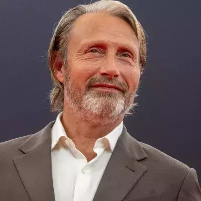 Diesen Preis erhält Film-Schurke Mads Mikkelsen am 16. November