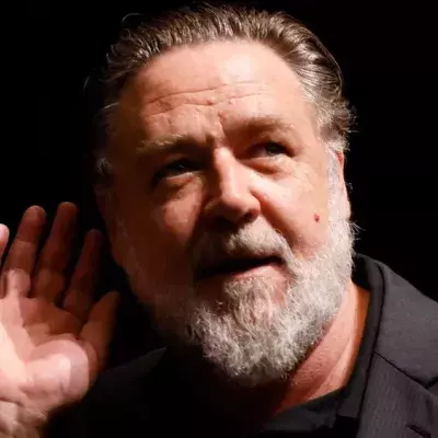 Optische Verjüngung: Russell Crowe zeigt sich ohne Bart