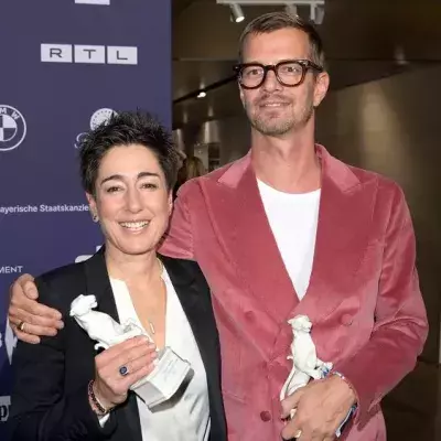 Dunja Hayali rockte die "Blauer Panther"-Preisverleihung - und erntete Standing Ovations