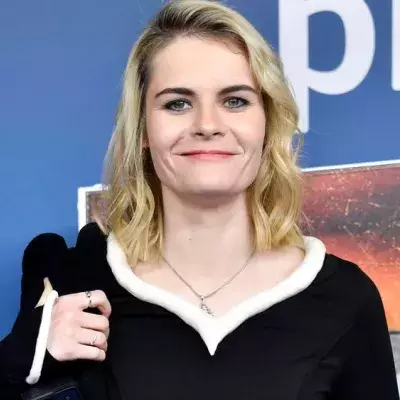 Zweites Baby: Hazel Brugger teilt erstes Bild vom Nachwuchs
