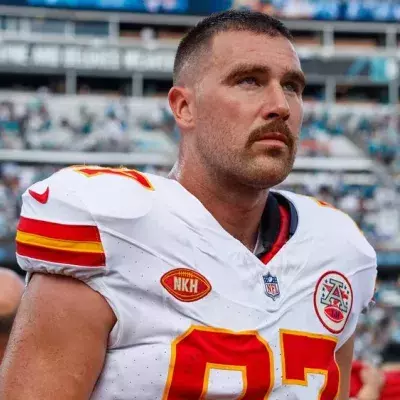 Der neue Mann an Taylor Swifts Seite: Wer ist NFL-Star Travis Kelce?