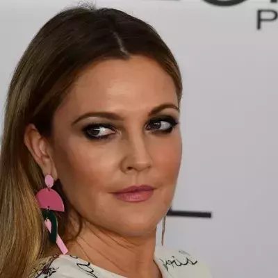 Drew Barrymore entschuldigt sich tränenreich für Talkshow-Comeback