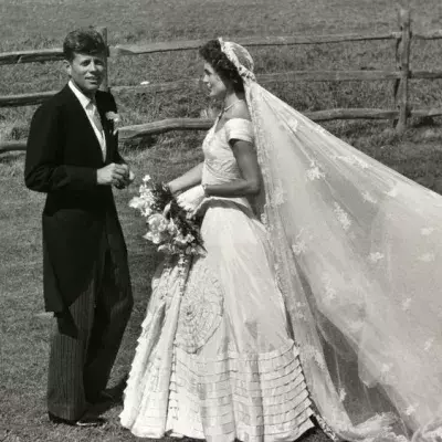 JFK-Hochzeit: Drama um Jackies Brautkleid und der Segen des Papstes