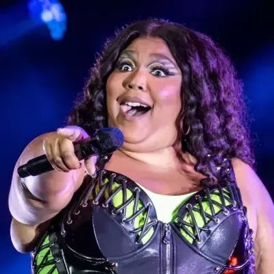 Doch nicht "toxisch"?: Sängerin Lizzo mit Humanitäts-Award geehrt