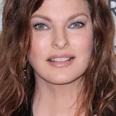 "Ich sterbe nicht daran": Linda Evangelista enthüllt Krebsdiagnosen