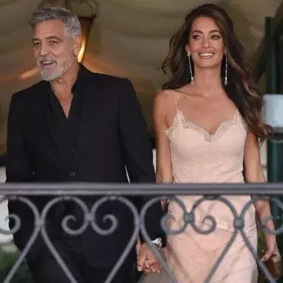 George Clooney in Venedig: Doch alle Augen sind auf Amal gerichtet