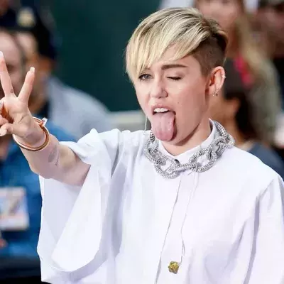 Miley Cyrus: Mit 12 Jahren hat sie schon 12 Stunden am Tag gearbeitet